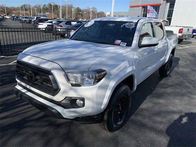 2022 Toyota Tacoma SR5 V6 photo 4