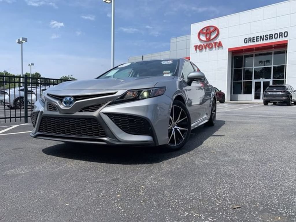 Used 2024 Toyota Camry Hybrid SE Sedan