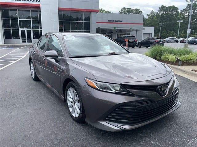 Used 2018 Toyota Camry LE with VIN 4T1B11HK3JU139496 for sale in Greensboro, NC