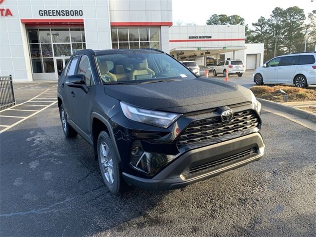 New 2025 Toyota RAV4 Hybrid XLE XLE AWD SUV