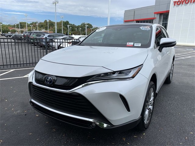 2024 Toyota Venza Limited photo 4