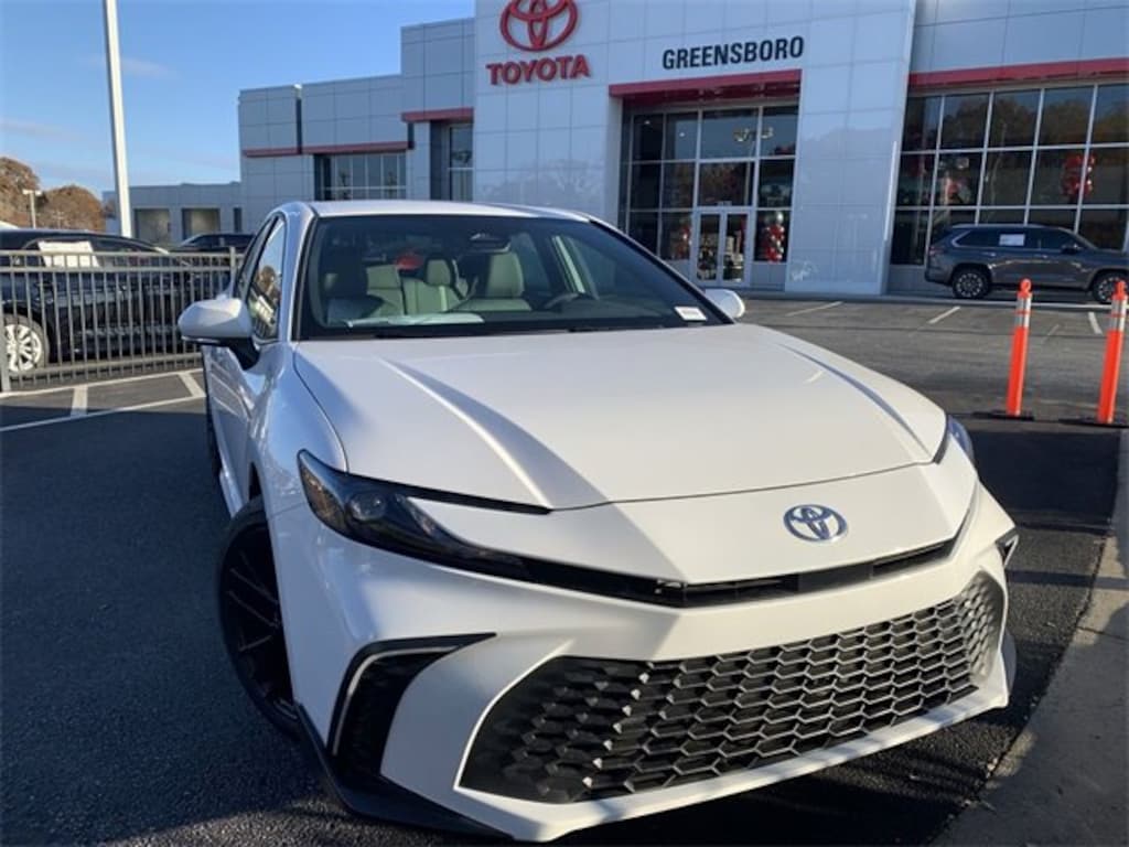 New 2025 Toyota Camry SE SE