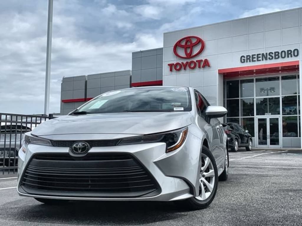 Used 2025 Toyota Corolla LE Sedan