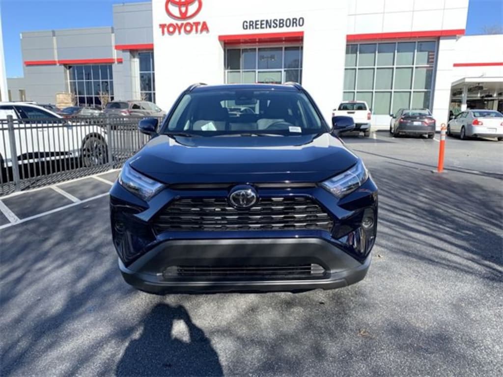 New 2025 Toyota RAV4 Hybrid XLE XLE AWD SUV