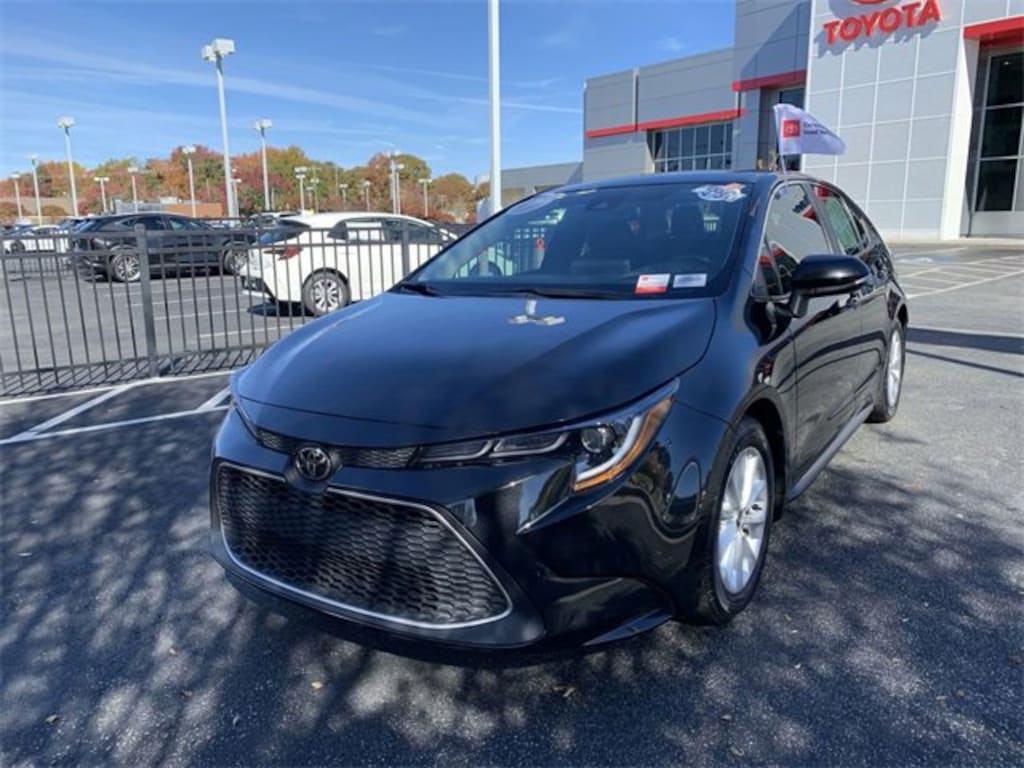 Used 2022 Toyota Corolla XLE Sedan