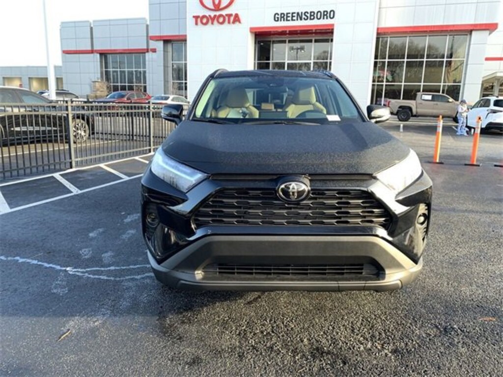 New 2025 Toyota RAV4 Hybrid XLE XLE AWD SUV