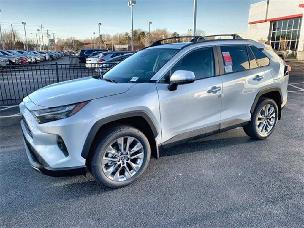 New 2025 Toyota RAV4 Limited LIMITED FWD SUV