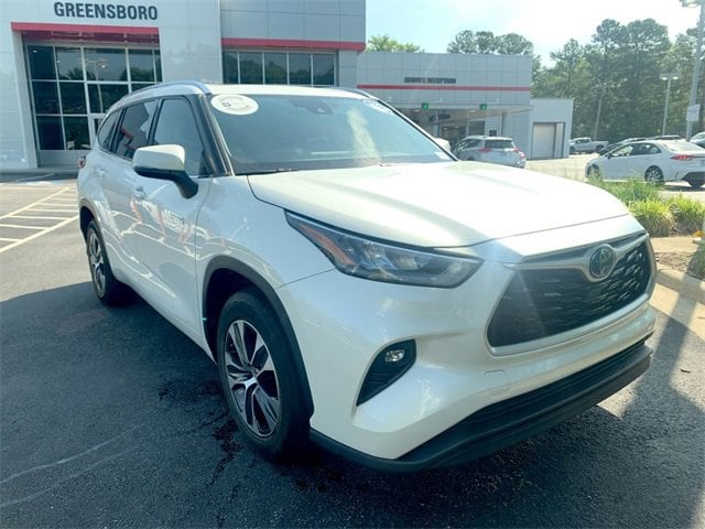 Used 2020 Toyota Highlander XLE with VIN 5TDGARAH6LS501822 for sale in Greensboro, NC