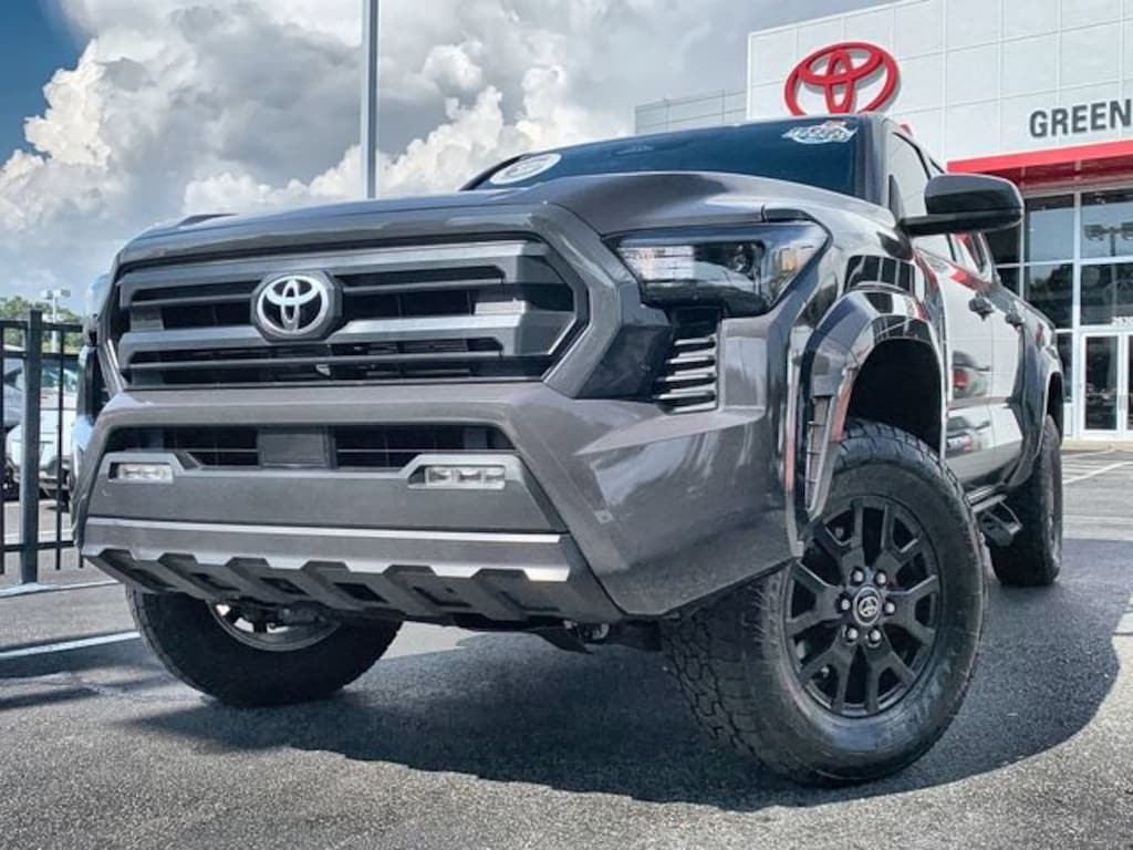 Used 2025 Toyota Tacoma SR5 Truck