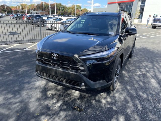 2026 Toyota Corolla Cross XLE photo 4