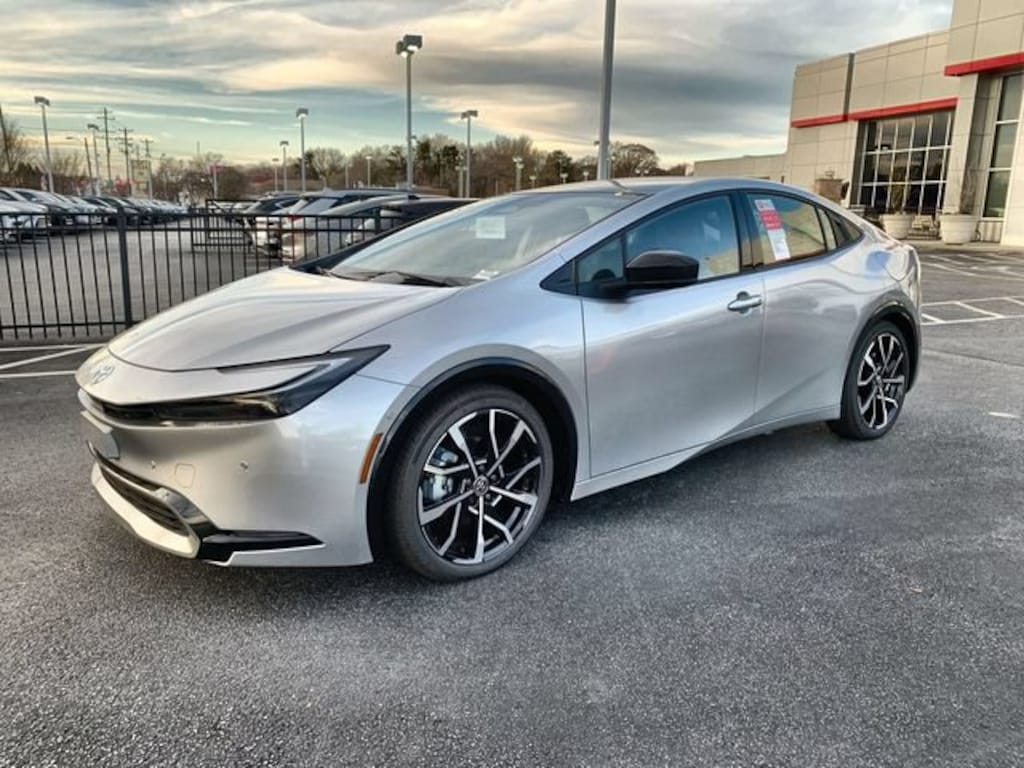 New 2025 Toyota Prius Plug-in Hybrid XSE Premium PLUG-IN HYBRID