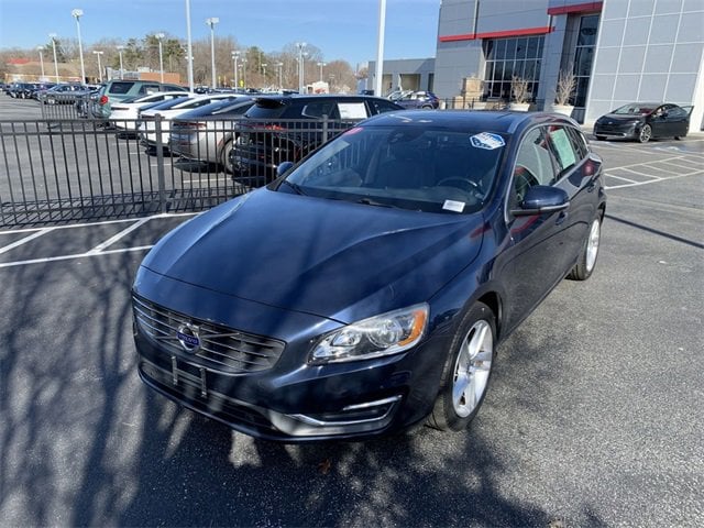 2015 Volvo V60 Premier