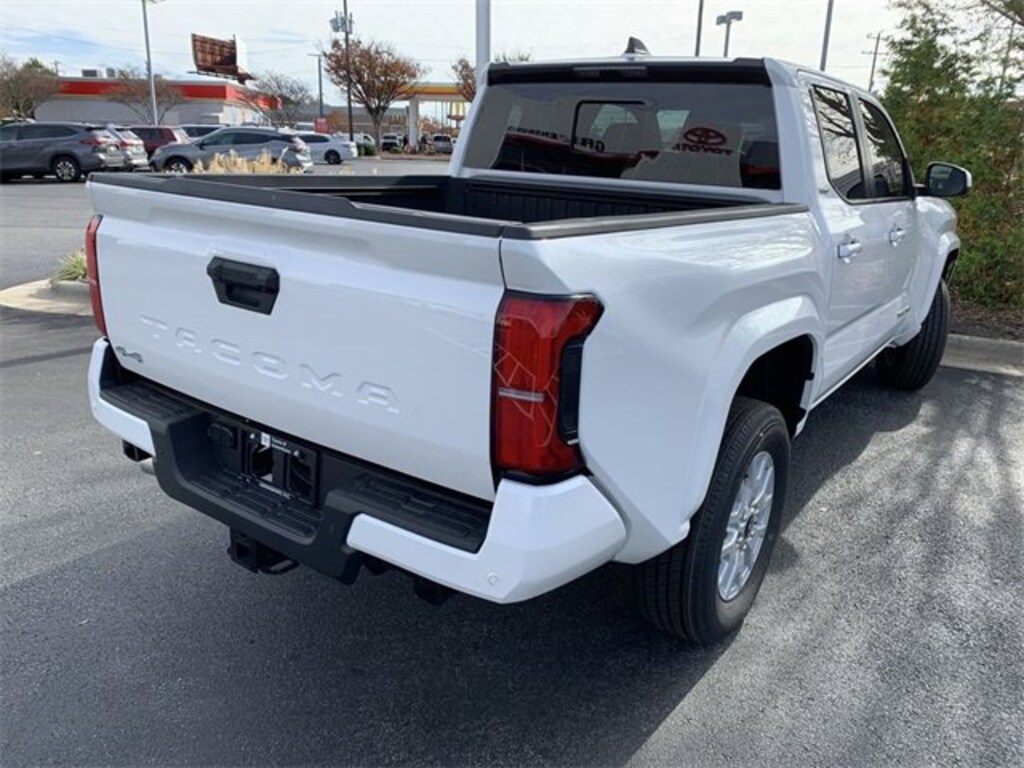 New 2025 Toyota Tacoma SR5 4X4 DOUBLE CAB