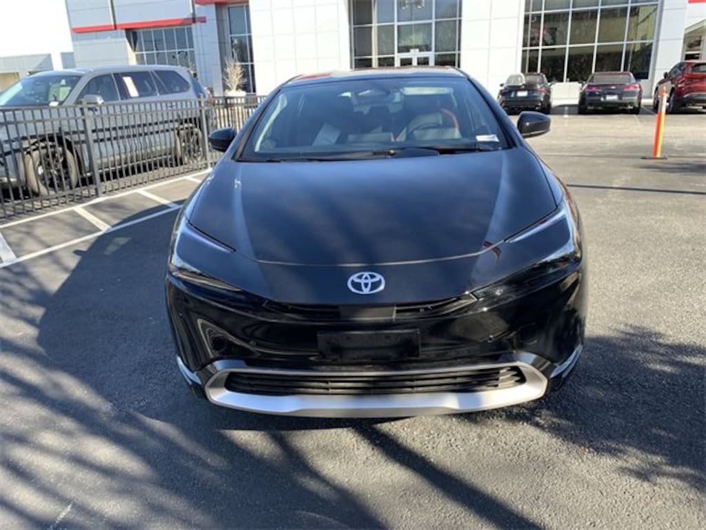 New 2025 Toyota Prius Plug-in Hybrid XSE PLUG-IN HYBRID