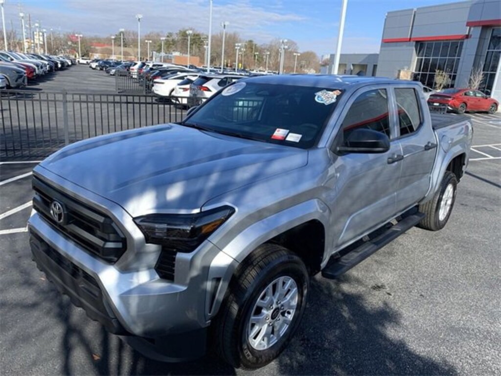 Used 2024 Toyota Tacoma SR Truck
