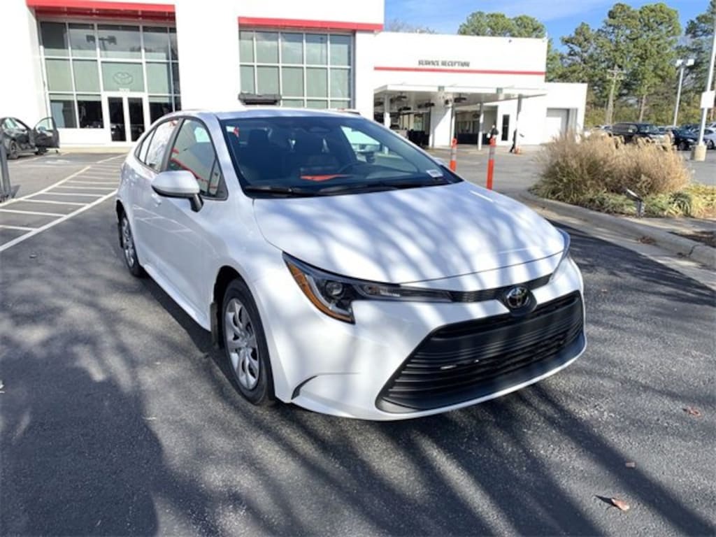 New 2026 Toyota Corolla LE LE