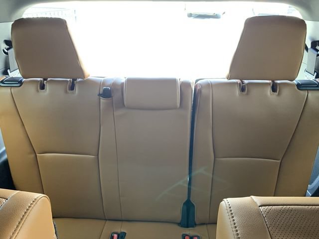 2025 Toyota Highlander Platinum - Photo 34
