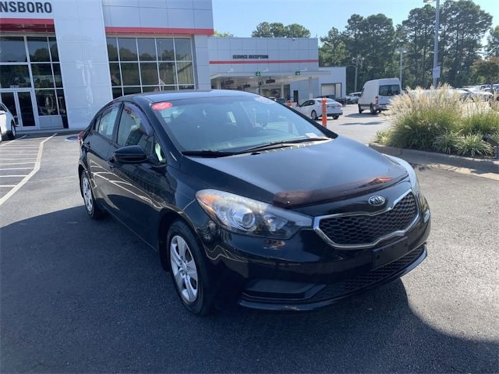 Used 2016 Kia Forte LX FWD Sedan