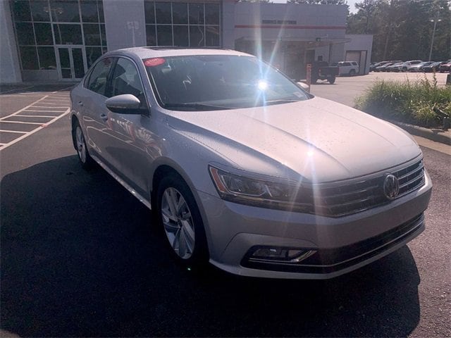 Used 2018 Volkswagen Passat SE with VIN 1VWBA7A3XJC015092 for sale in Greensboro, NC