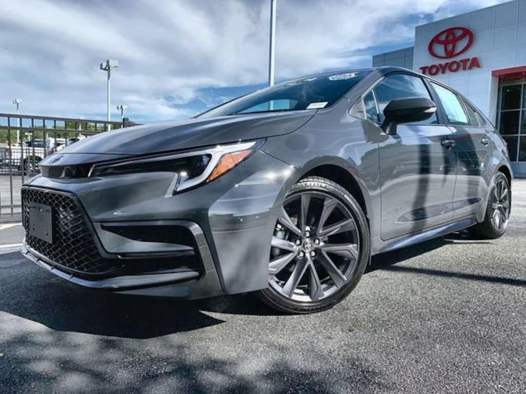 Used 2026 Toyota Corolla SE Sedan