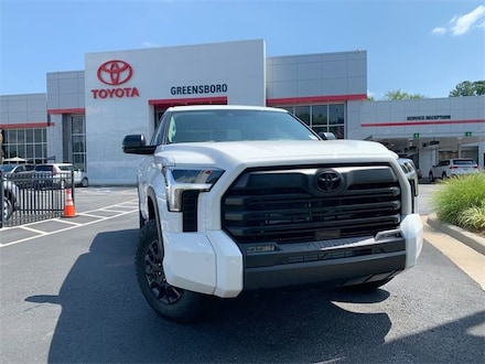 2024 Toyota Tundra SR5 SR5 CREWMAX 5.5 CrewMax