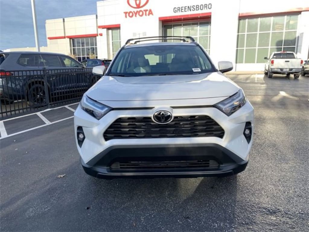 New 2025 Toyota RAV4 XLE Premium XLE PREM FWD SUV