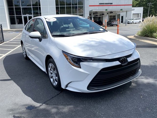 2024 Toyota Corolla LE photo 2
