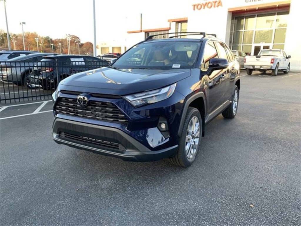 New 2025 Toyota RAV4 XLE Premium XLE PREM FWD SUV