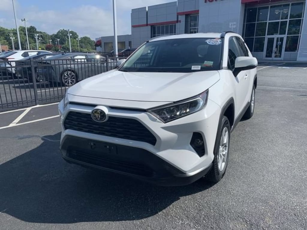 Used 2021 Toyota RAV4 XLE Sport Utility