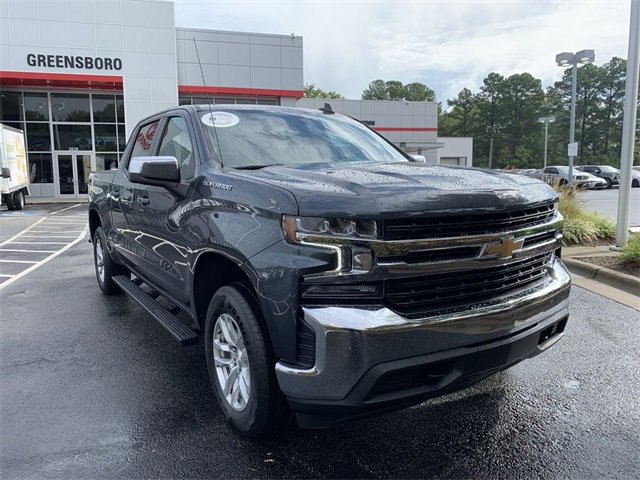 2022 Chevrolet Silverado 1500 LT photo 2