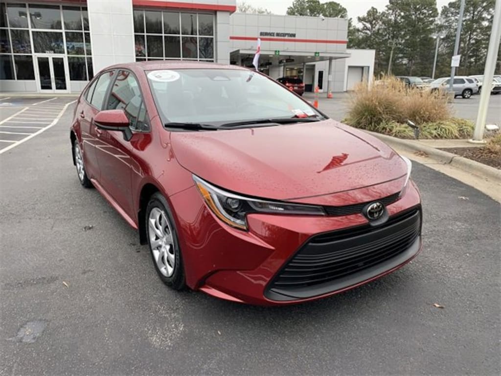 Certified 2025 Toyota Corolla LE Sedan