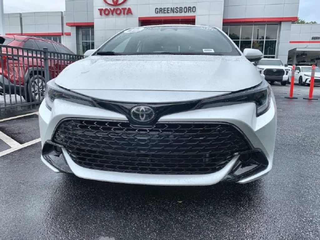 Certified 2025 Toyota Corolla Hatchback SE Hatchback