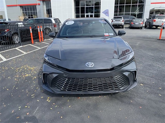 2025 Toyota Camry SE photo 2