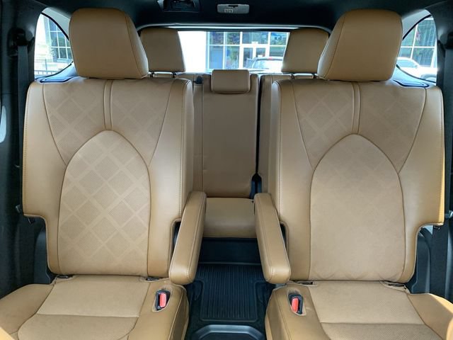 2025 Toyota Highlander Platinum - Photo 32