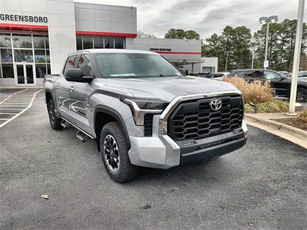 New 2026 Toyota Tundra SR5 SR5 CREWMAX 5.5