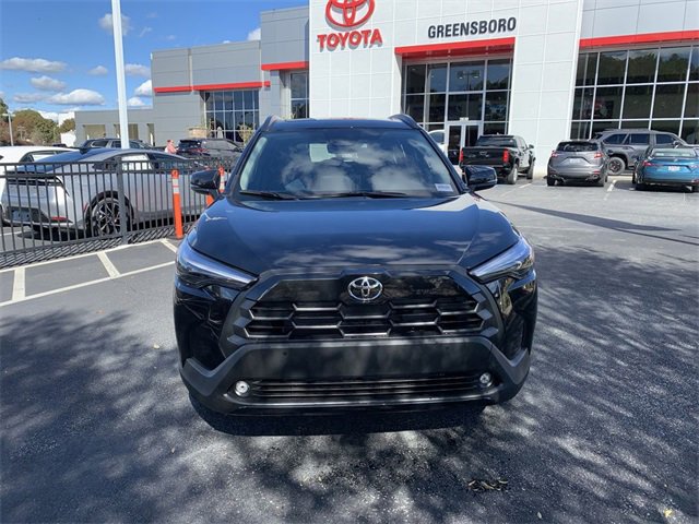 2026 Toyota Corolla Cross XLE photo 3