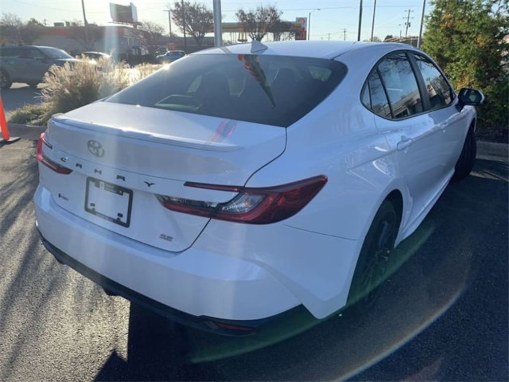 New 2025 Toyota Camry SE SE