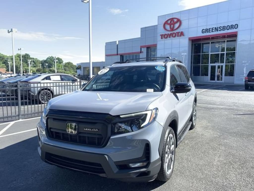 Used 2025 Honda Passport Black Edition Sport Utility