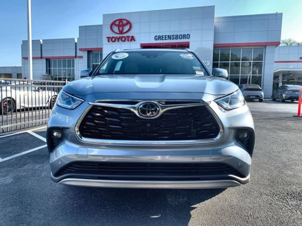 Certified 2024 Toyota Highlander Platinum Sport Utility