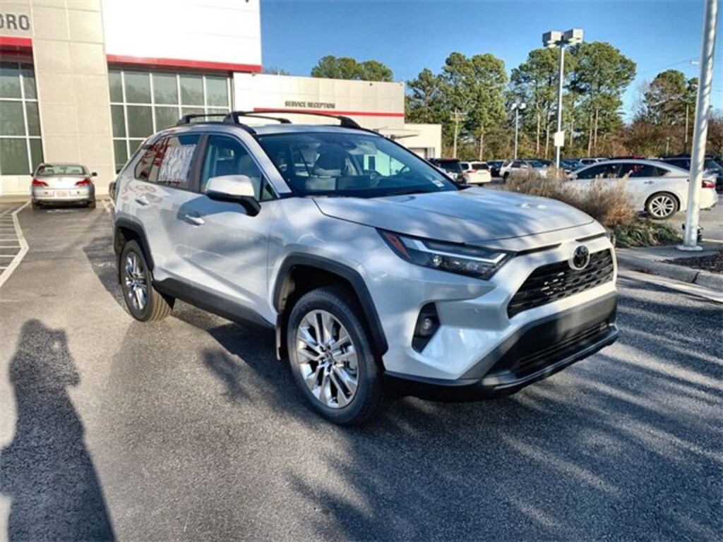 New 2025 Toyota RAV4 XLE Premium XLE PREM FWD SUV
