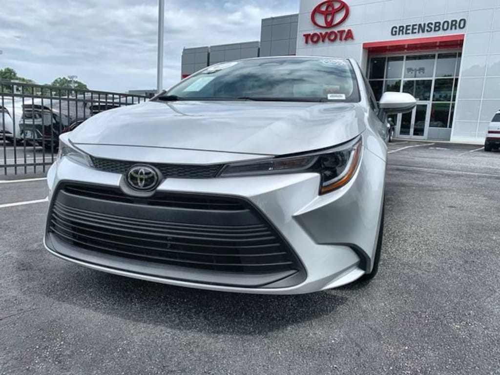 Used 2025 Toyota Corolla LE Sedan