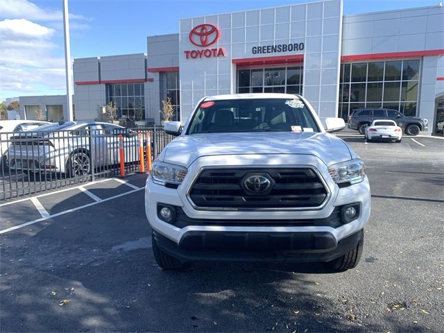 2019 Toyota Tacoma TRD Sport V6 photo 3
