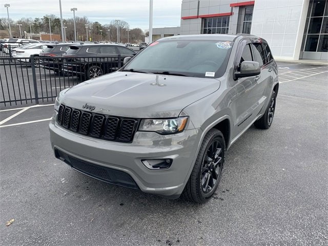 2020 Jeep Grand Cherokee Altitude's photo