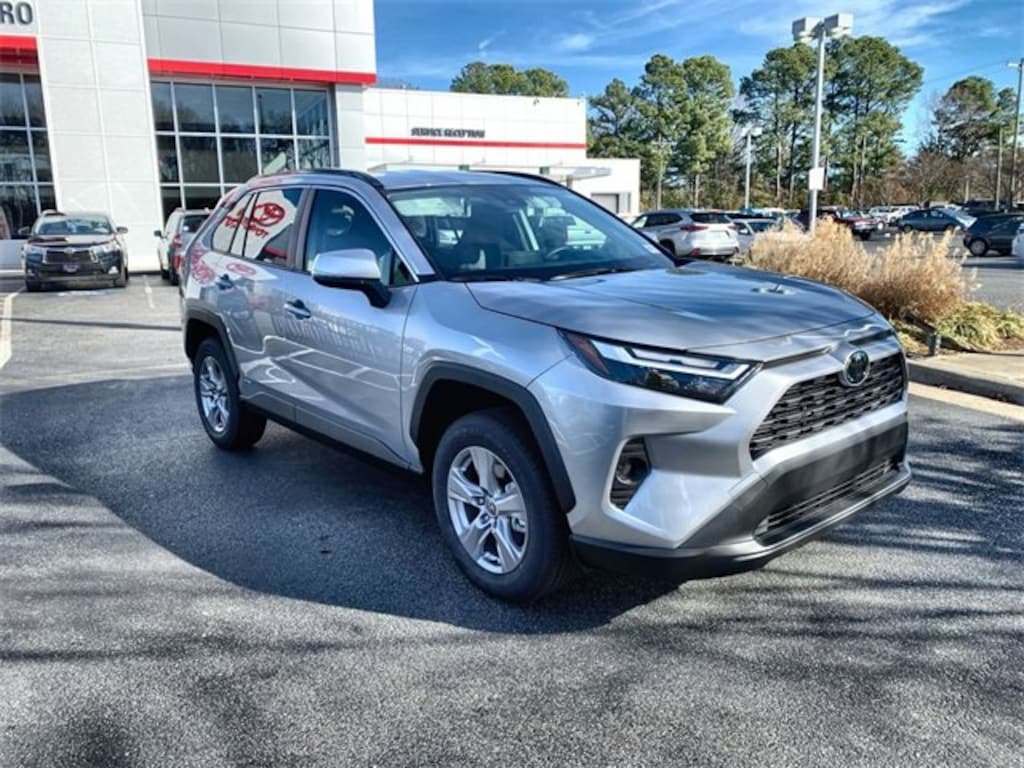 New 2025 Toyota RAV4 Hybrid XLE XLE AWD SUV