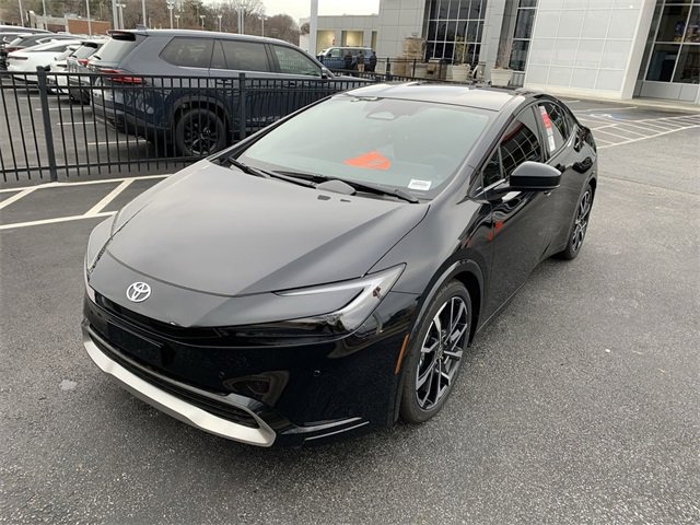 2026 Toyota Prius XSE's photo