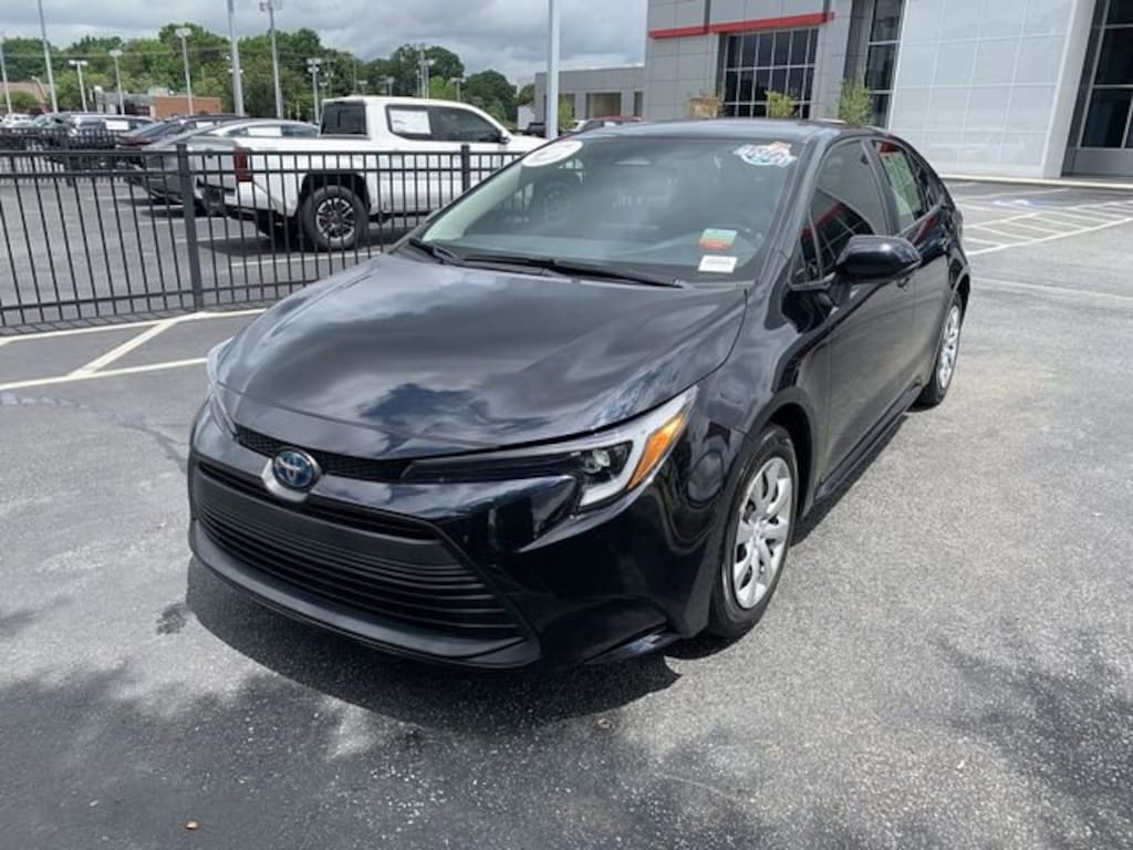 Certified 2024 Toyota Corolla Hybrid LE Sedan