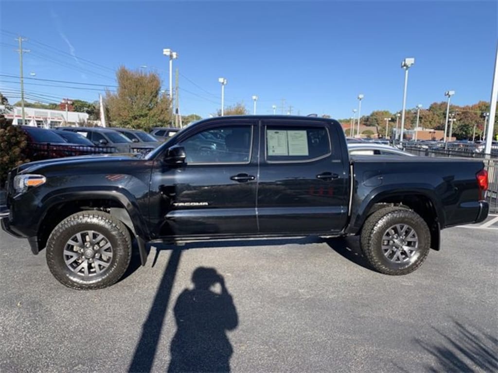 Used 2022 Toyota Tacoma SR5 V6 Truck