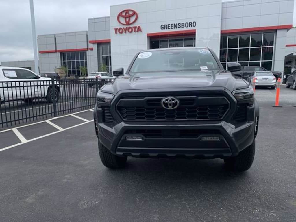Certified 2025 Toyota Tacoma TRD Off Road Truck