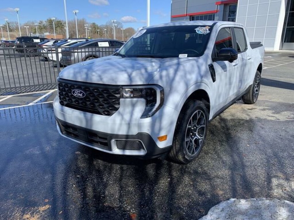 Used 2025 Ford Maverick Lariat Truck