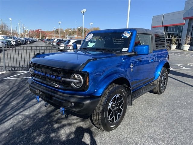 2023 Ford Bronco 2-Door Outer Banks's photo